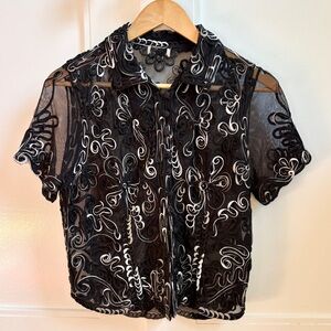 Vintage French embroidered black and white short sleeve button-down top